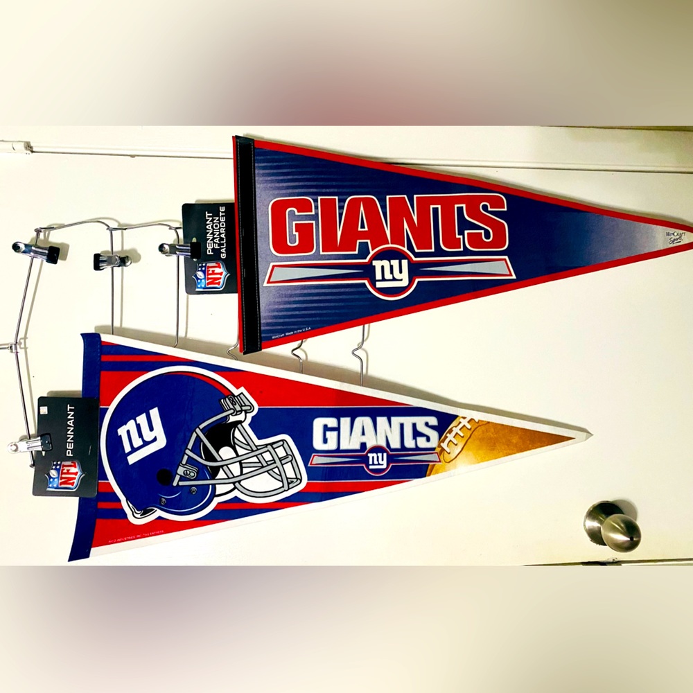 NEW 2 New York Giants Pennant Set